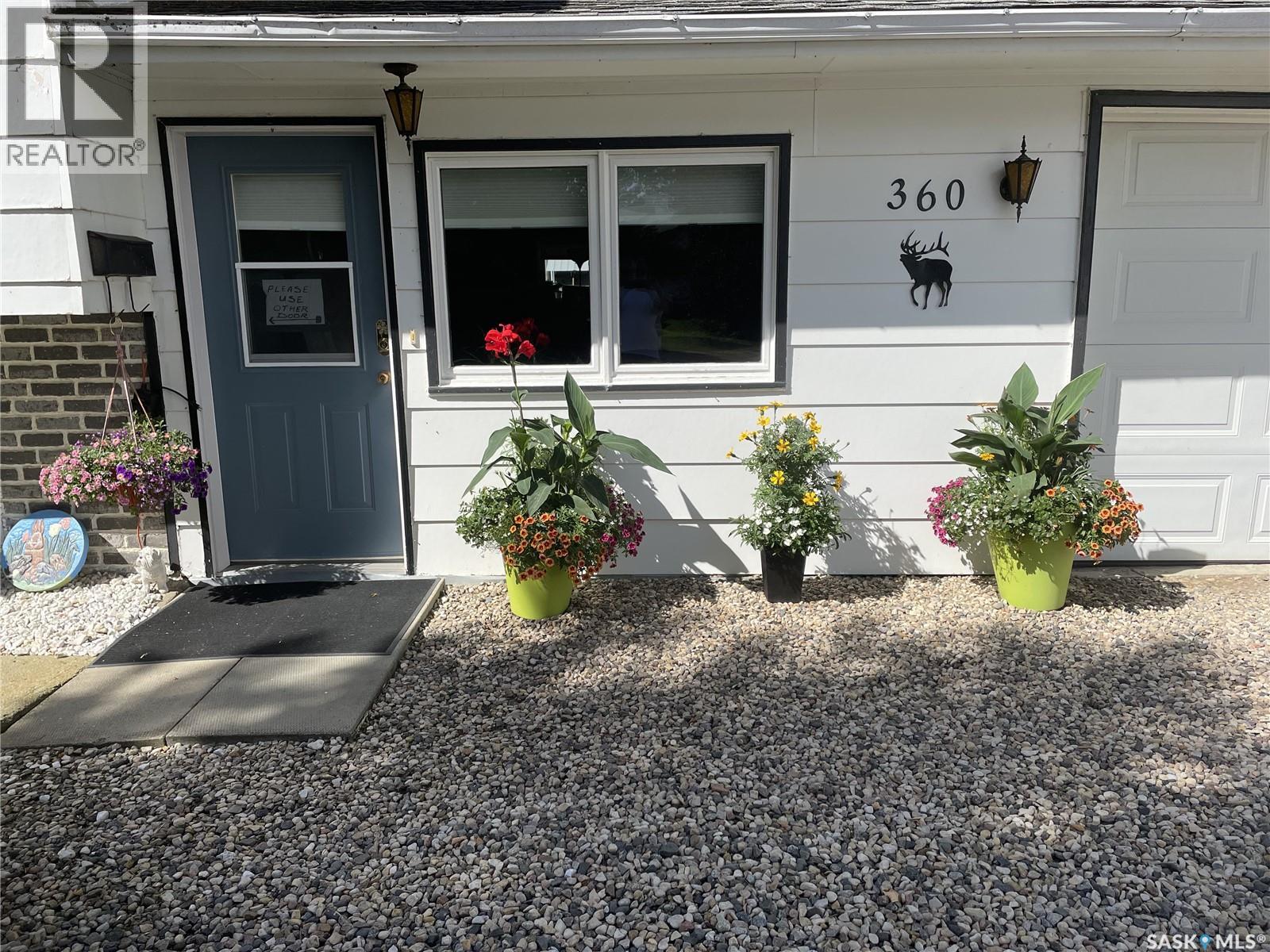 360 2nd Avenue E, Englefeld, Saskatchewan  S0K 1N0 - Photo 39 - SK031003