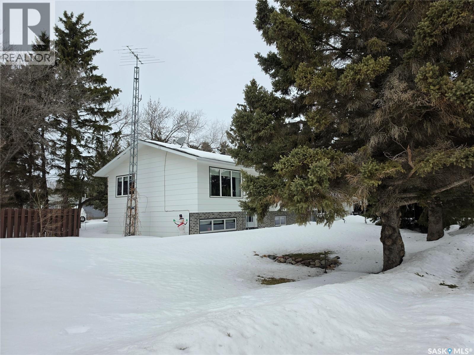 360 2nd Avenue E, Englefeld, Saskatchewan  S0K 1N0 - Photo 4 - SK031003