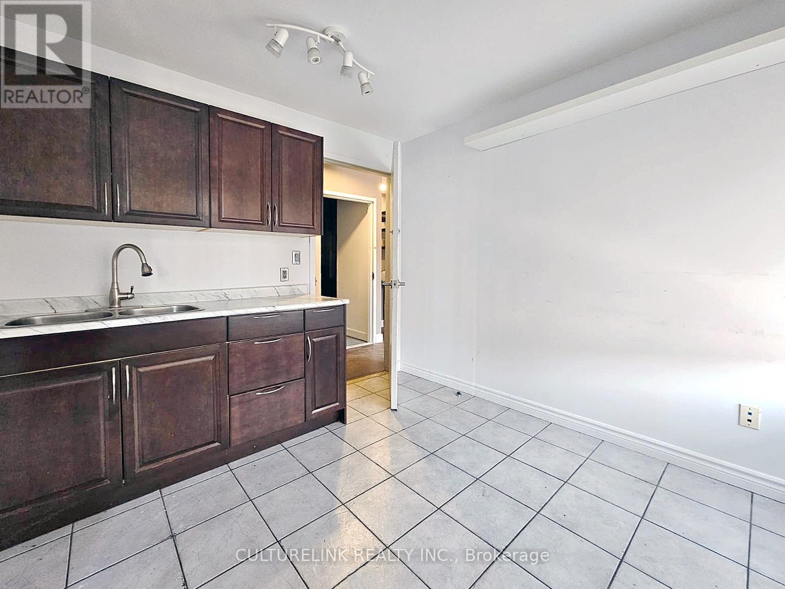 31 & 32 - 501 Passmore Avenue, Toronto, Ontario  M1V 5G4 - Photo 17 - E12876522