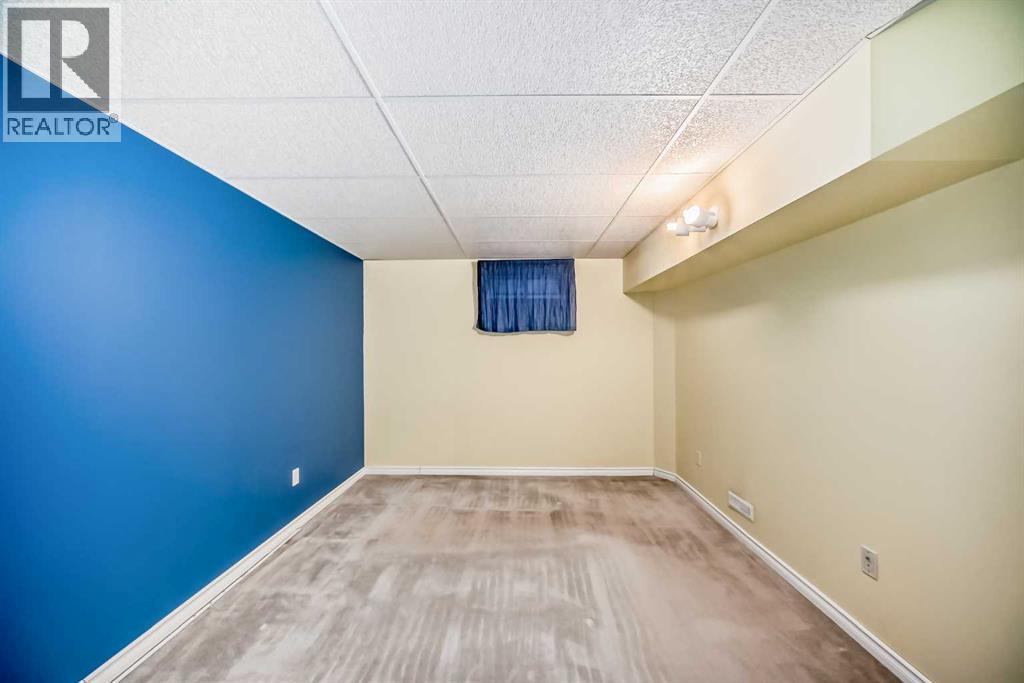 40 Harvest Glen Mews Ne, Calgary, Alberta  T3K 4C2 - Photo 40 - A2293070