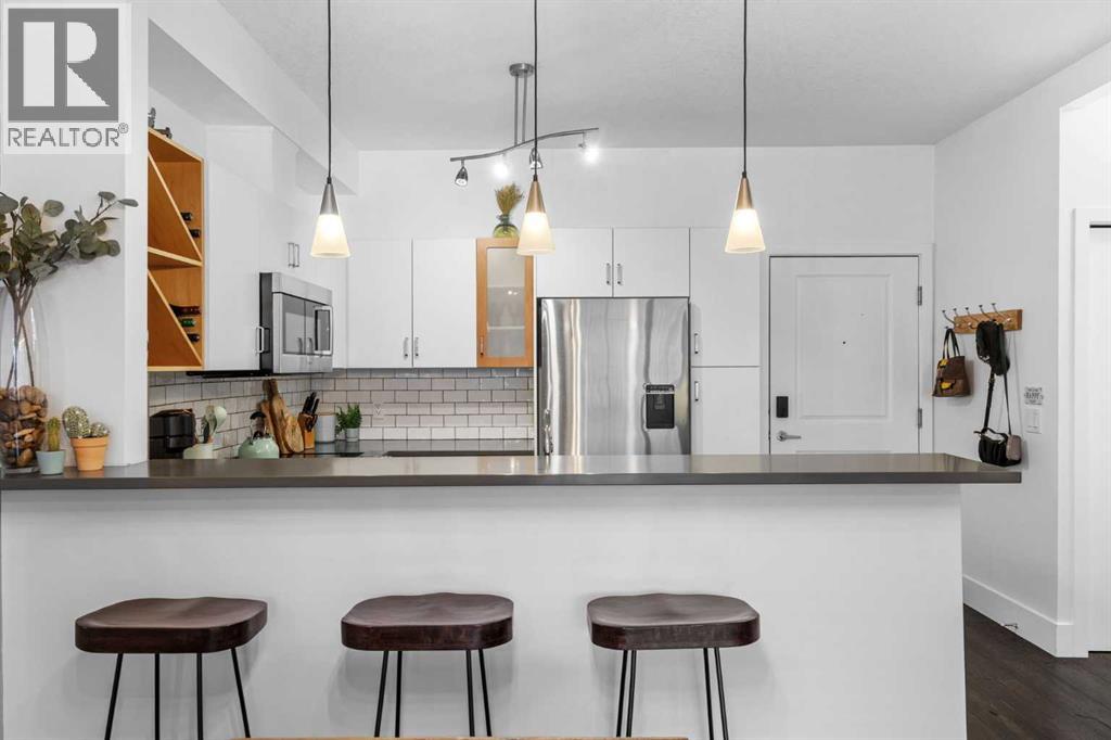 108, 3600 15a Street SW, Calgary, Alberta  T2T 5P8 - Photo 10 - A2294486