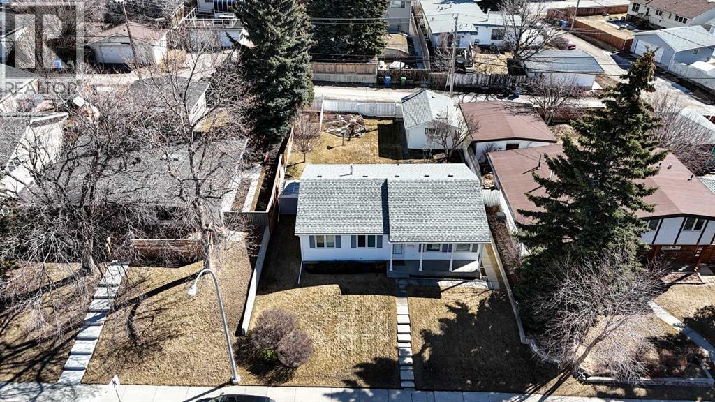 5820 Dalton Drive NW, Calgary, Alberta  T3A 1C6 - Photo 12 - A2294729