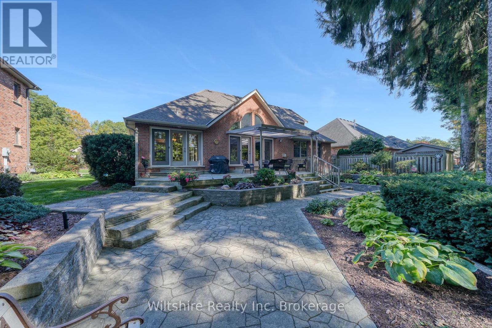 5 Whispering Pine Lane, Tillsonburg, Ontario  N4G 5V4 - Photo 38 - X12905342