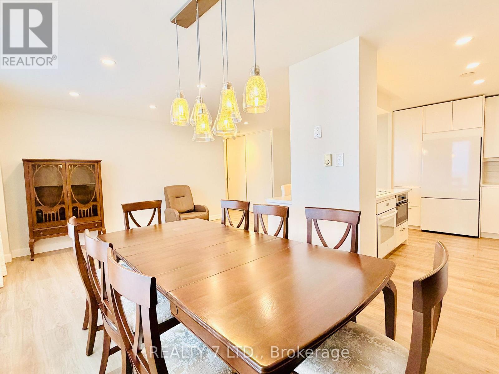 1107 - 15 Towering Heights Boulevard, St. Catharines, Ontario  L2T 3G7 - Photo 3 - X12900652