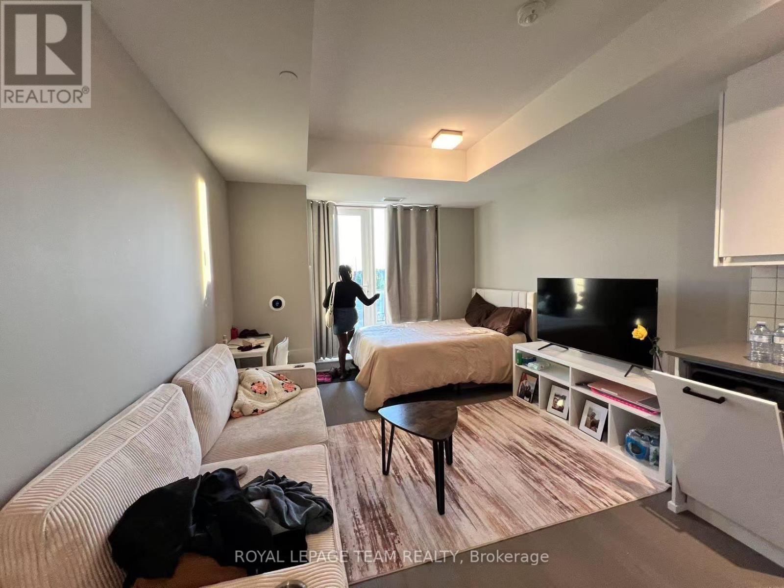 303 - 360 Deschatelets Avenue, Ottawa, Ontario  K1S 5Y1 - Photo 13 - X12906924