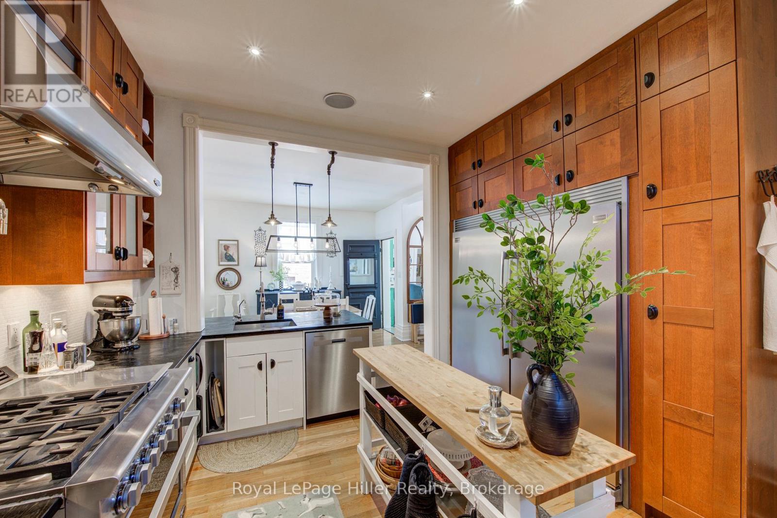 24 Avon Street, Stratford, Ontario  N5A 5N4 - Photo 19 - X12899600