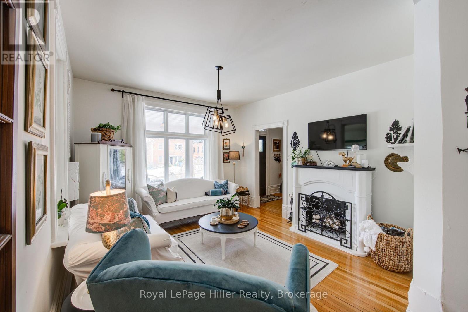 24 Avon Street, Stratford, Ontario  N5A 5N4 - Photo 8 - X12899600