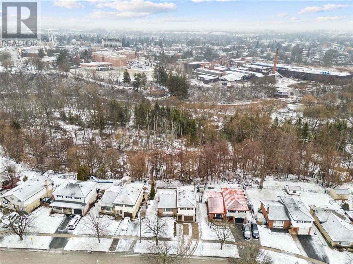 7 Cole Avenue, Clarington, Ontario  L1C 1K4 - Photo 3 - E12906948