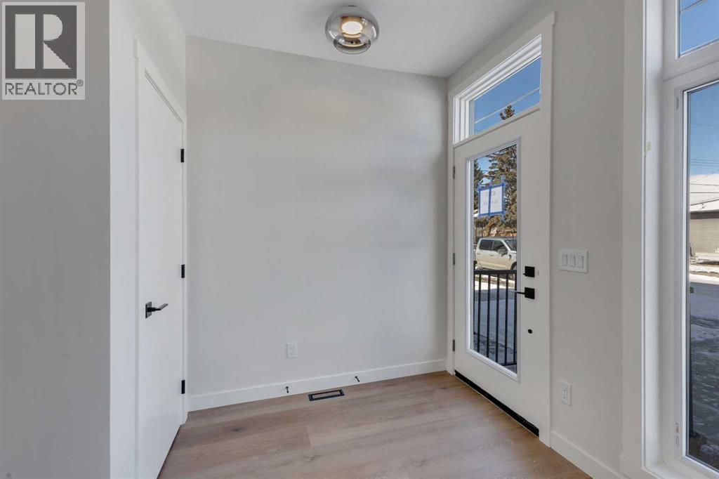 4307 30 Avenue SW, Calgary, Alberta  T3E 0T5 - Photo 8 - A2293044