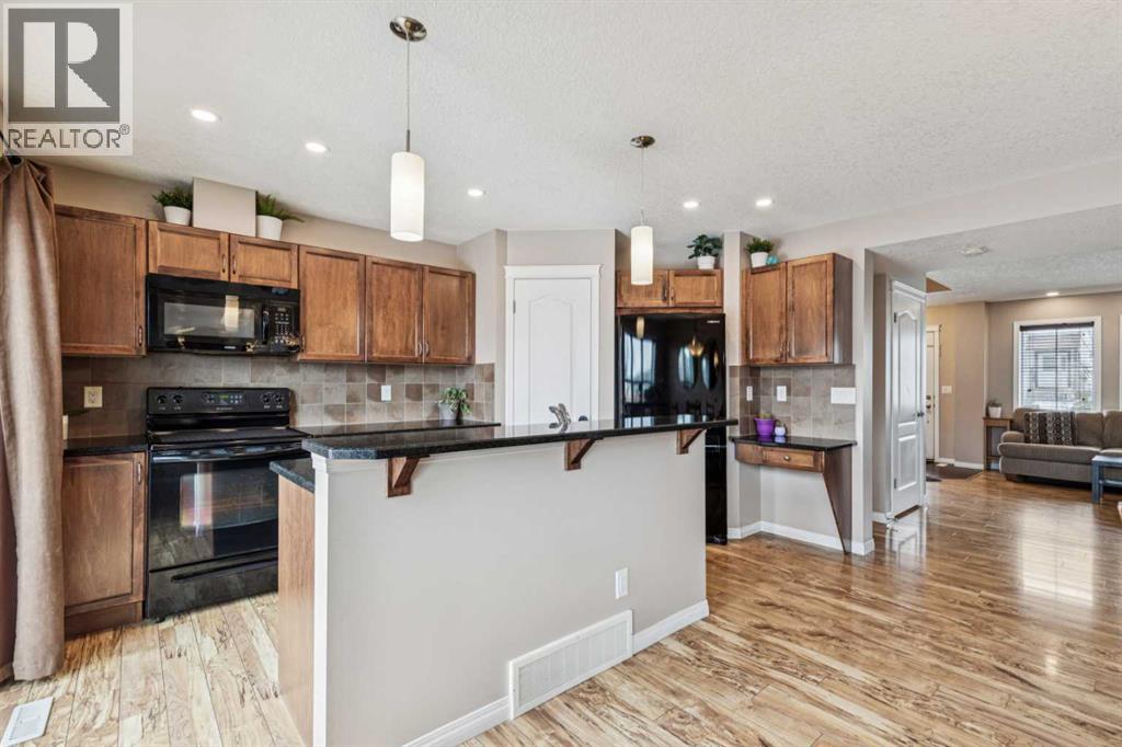 77 New Brighton Heights SE, Calgary, Alberta  T2Z 0P7 - Photo 11 - A2293866