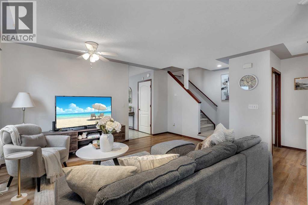 47 Carmel Close NE, Calgary, Alberta  T1Y 6Z3 - Photo 4 - A2294893