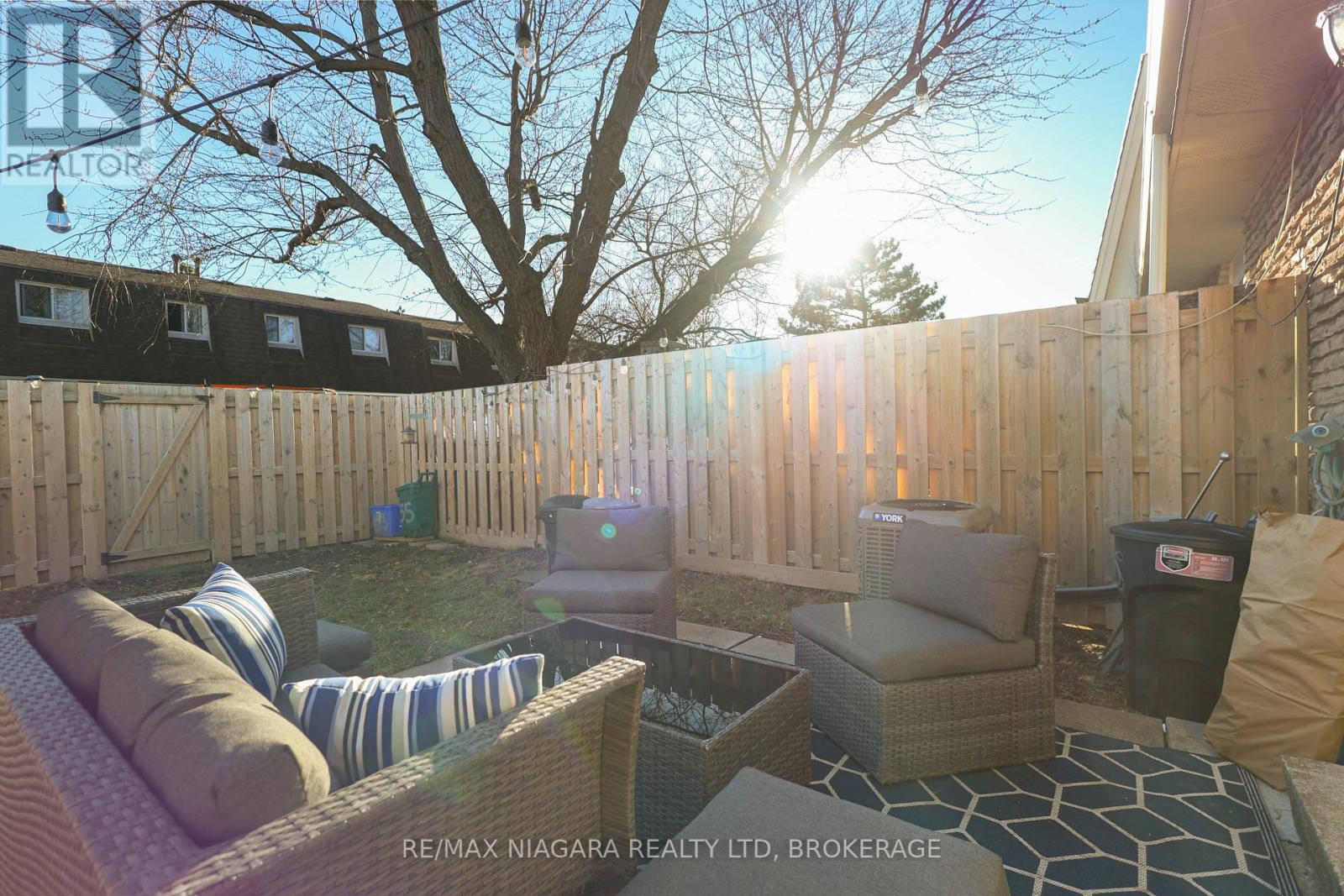 55 - 131 Rockwood Avenue, St. Catharines, Ontario  L2P 3K4 - Photo 29 - X12906928