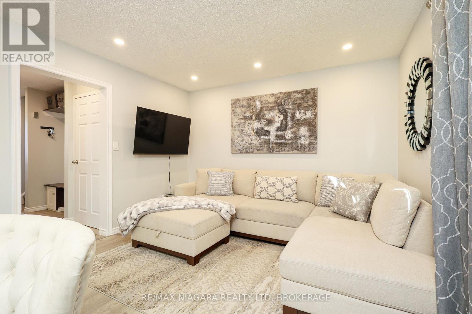 55 - 131 Rockwood Avenue, St. Catharines, Ontario  L2P 3K4 - Photo 9 - X12906928