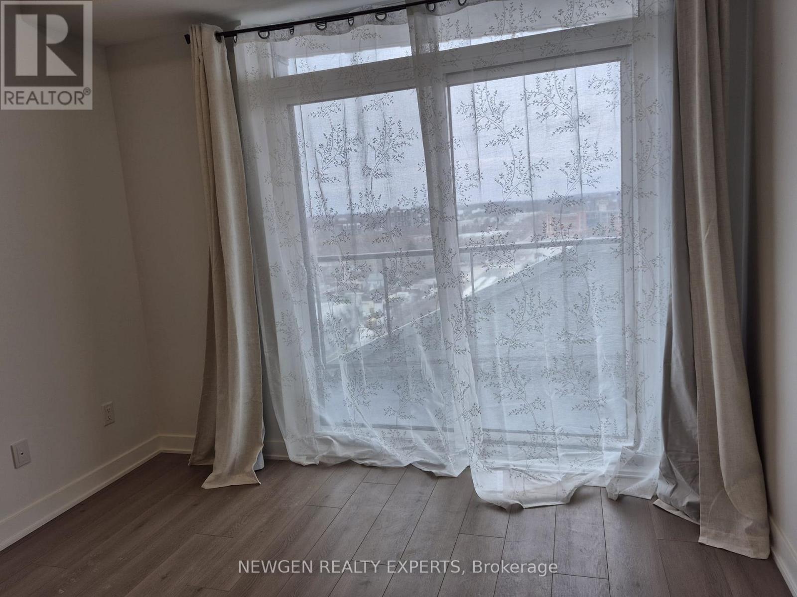 1104 - 25 Wellington Street, Kitchener, Ontario  N2G 0G5 - Photo 13 - X12900540