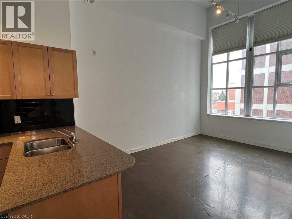 404 King Street W Unit# 409, Kitchener, Ontario  N2G 4Z9 - Photo 3 - 40814013