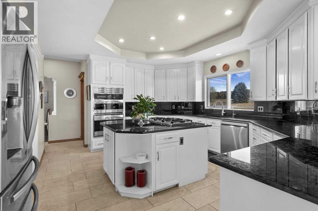 159 Rosewood Drive SW, Rural Rocky View County, Alberta  T3Z 3K7 - Photo 11 - A2287971