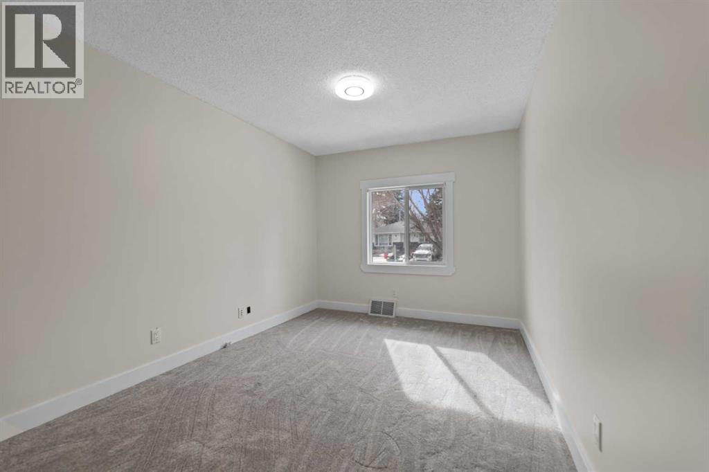 818 68 Avenue SW, Calgary, Alberta  T2V 0N4 - Photo 17 - A2295329