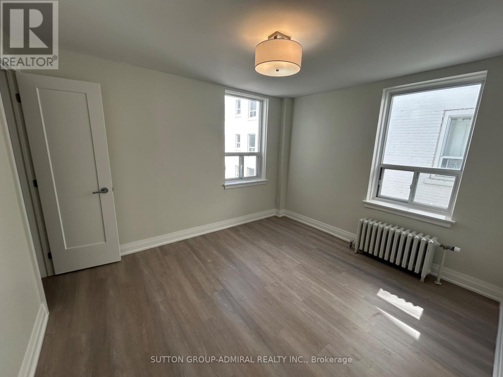 107 - 701 Eglinton Avenue W, Toronto, Ontario  M5N 1C6 - Photo 2 - C12906944