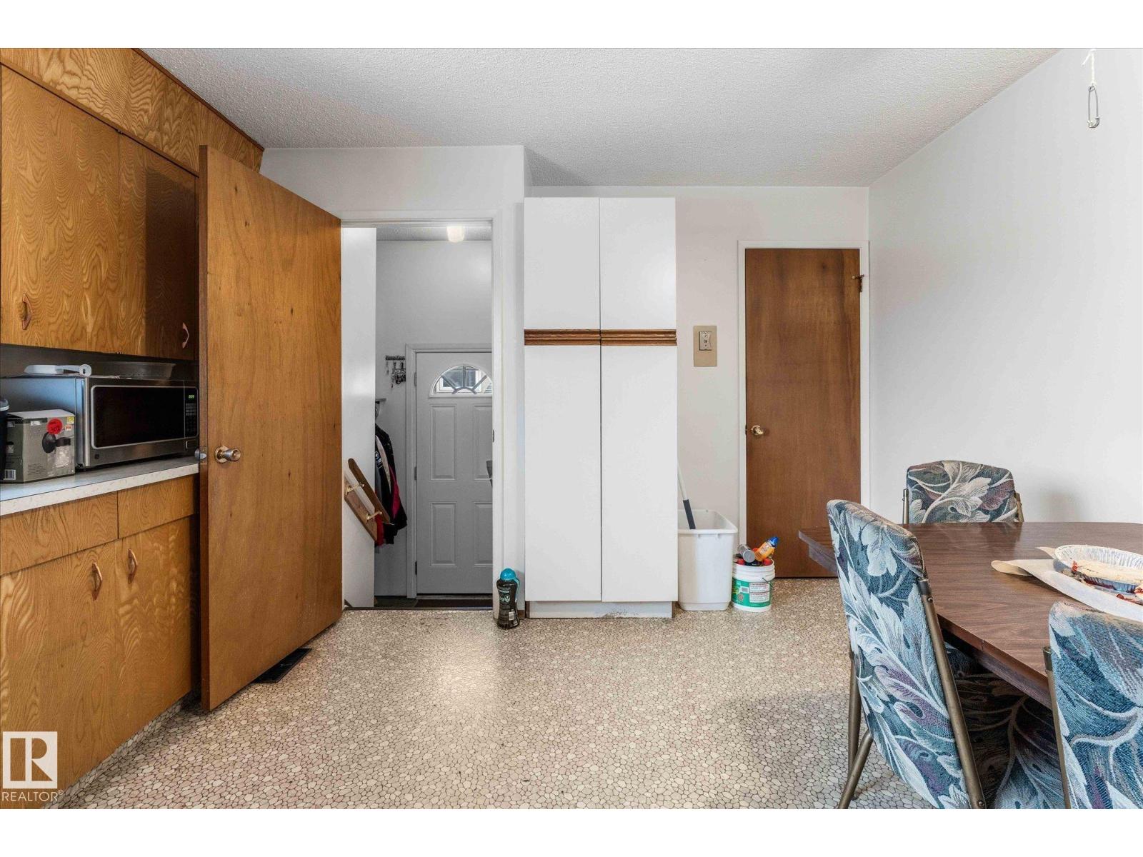 14207 74 St Nw Nw, Edmonton, Alberta  T5C 0Y1 - Photo 13 - E4478593