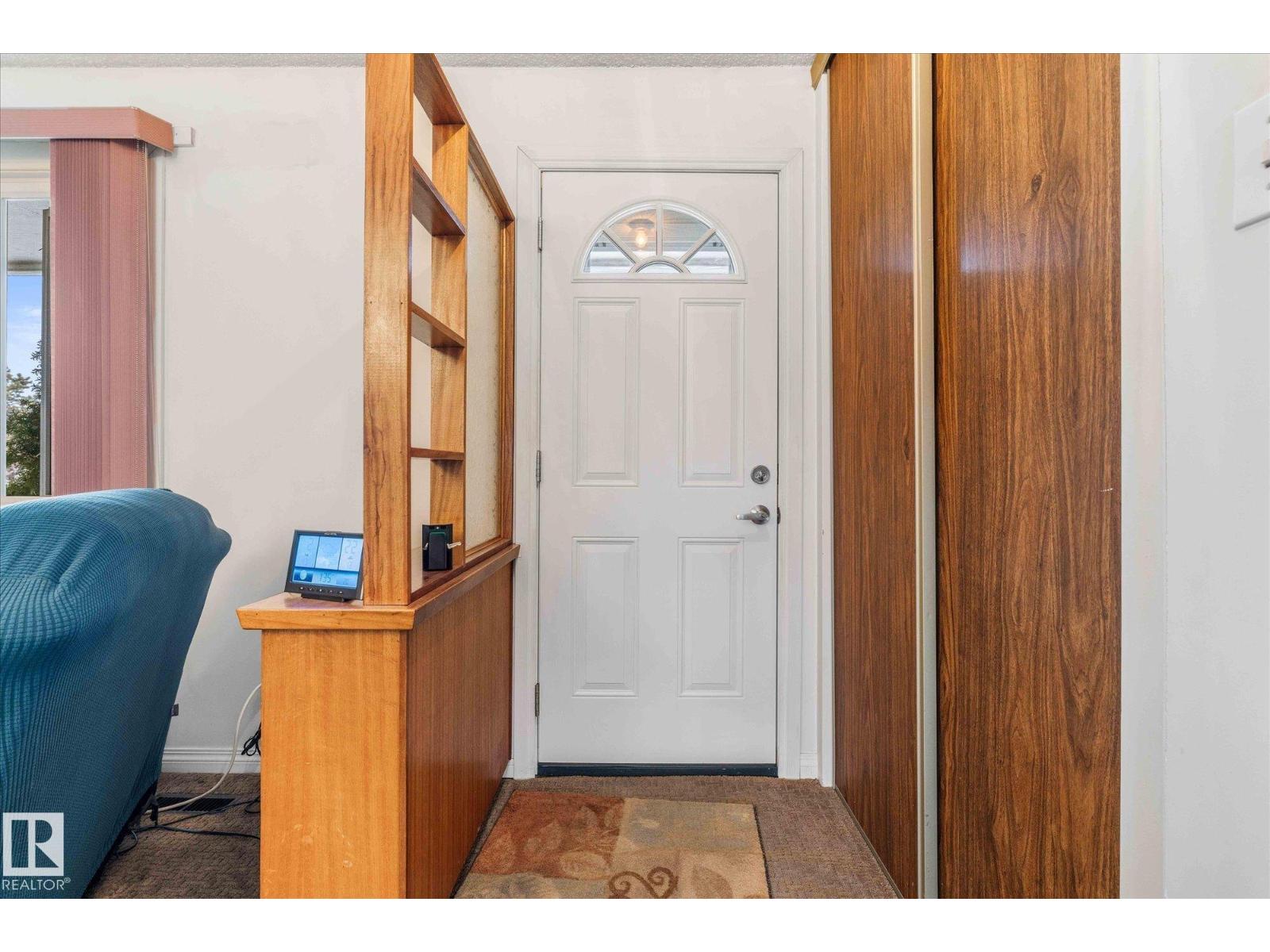 14207 74 St Nw Nw, Edmonton, Alberta  T5C 0Y1 - Photo 6 - E4478593