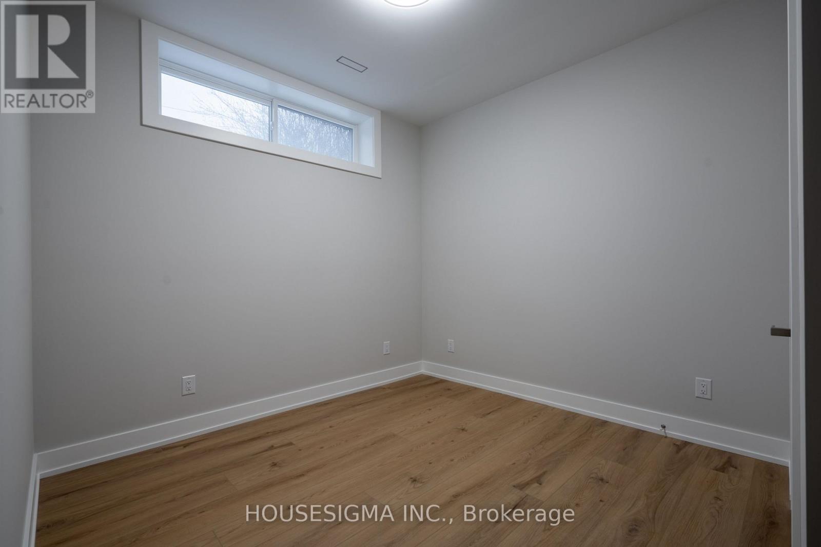 Lower - 15 Mission Drive, Toronto, Ontario  M3A 2P1 - Photo 8 - C12728386