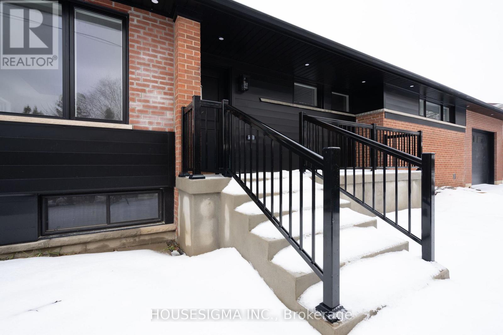 Lower - 15 Mission Drive, Toronto, Ontario  M3A 2P1 - Photo 19 - C12728386