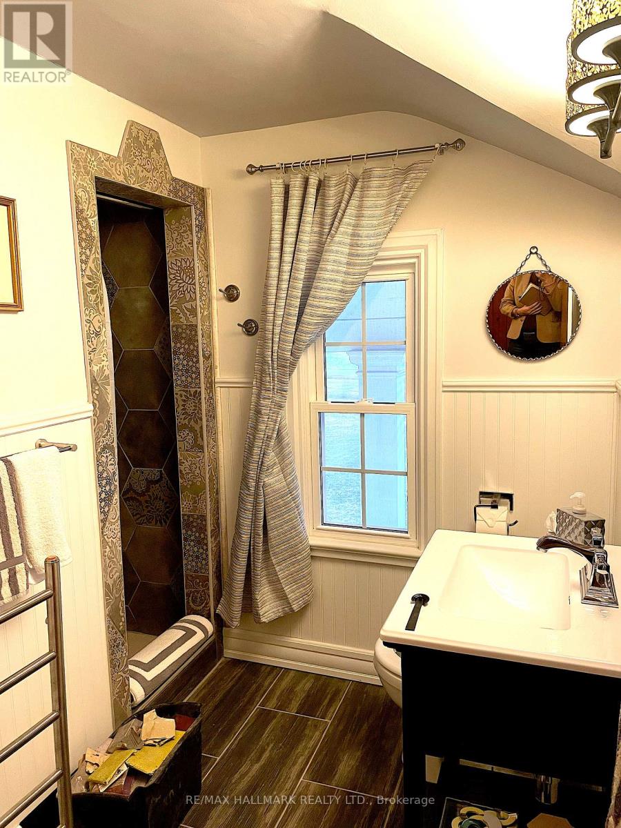 1927 Niagara Parkway, Fort Erie, Ontario  L2A 5M4 - Photo 23 - X12902632