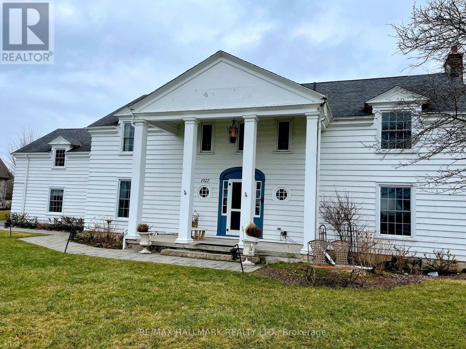 1927 Niagara Parkway, Fort Erie, Ontario  L2A 5M4 - Photo 2 - X12902632