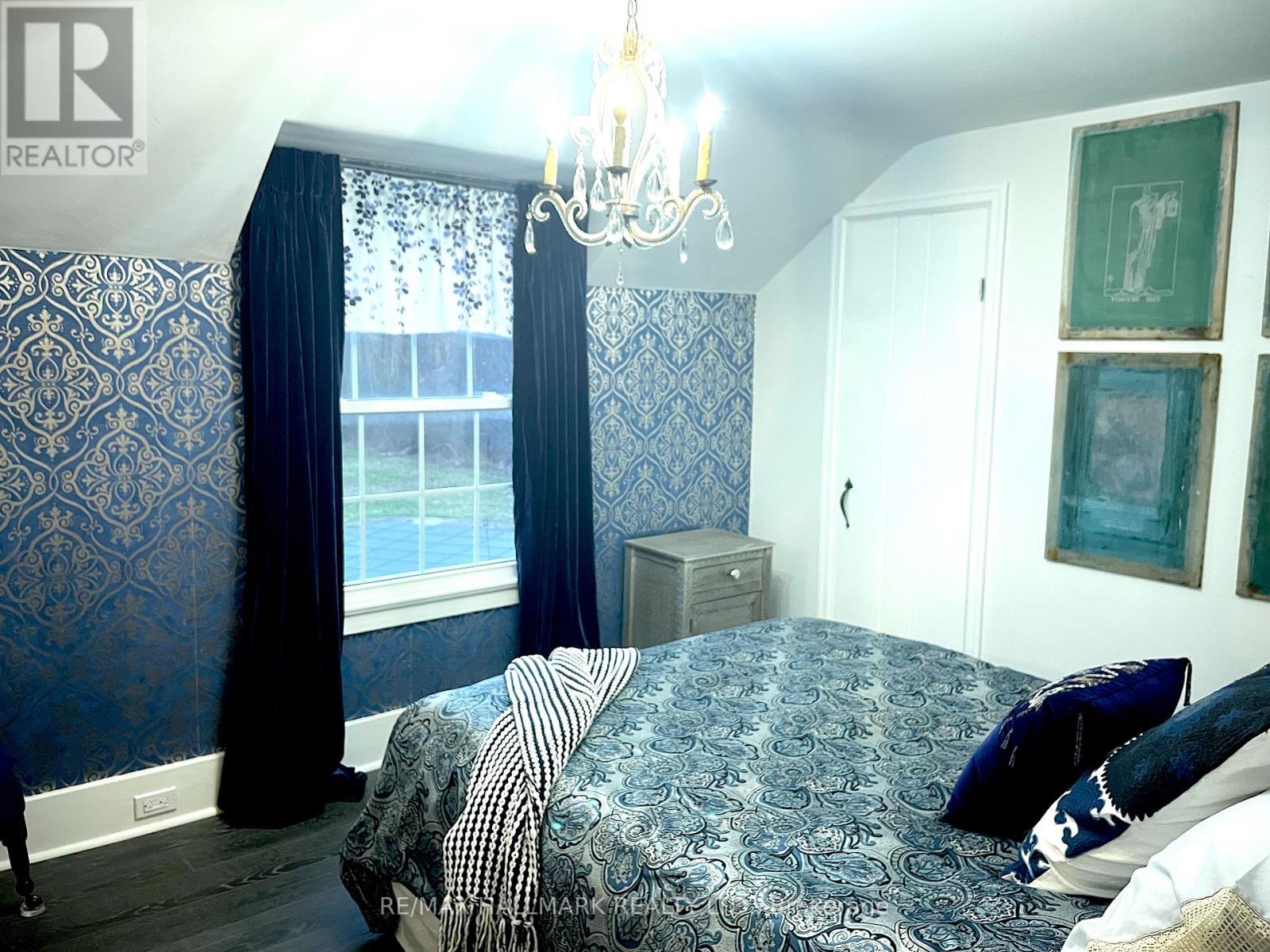 1927 Niagara Parkway, Fort Erie, Ontario  L2A 5M4 - Photo 21 - X12902632