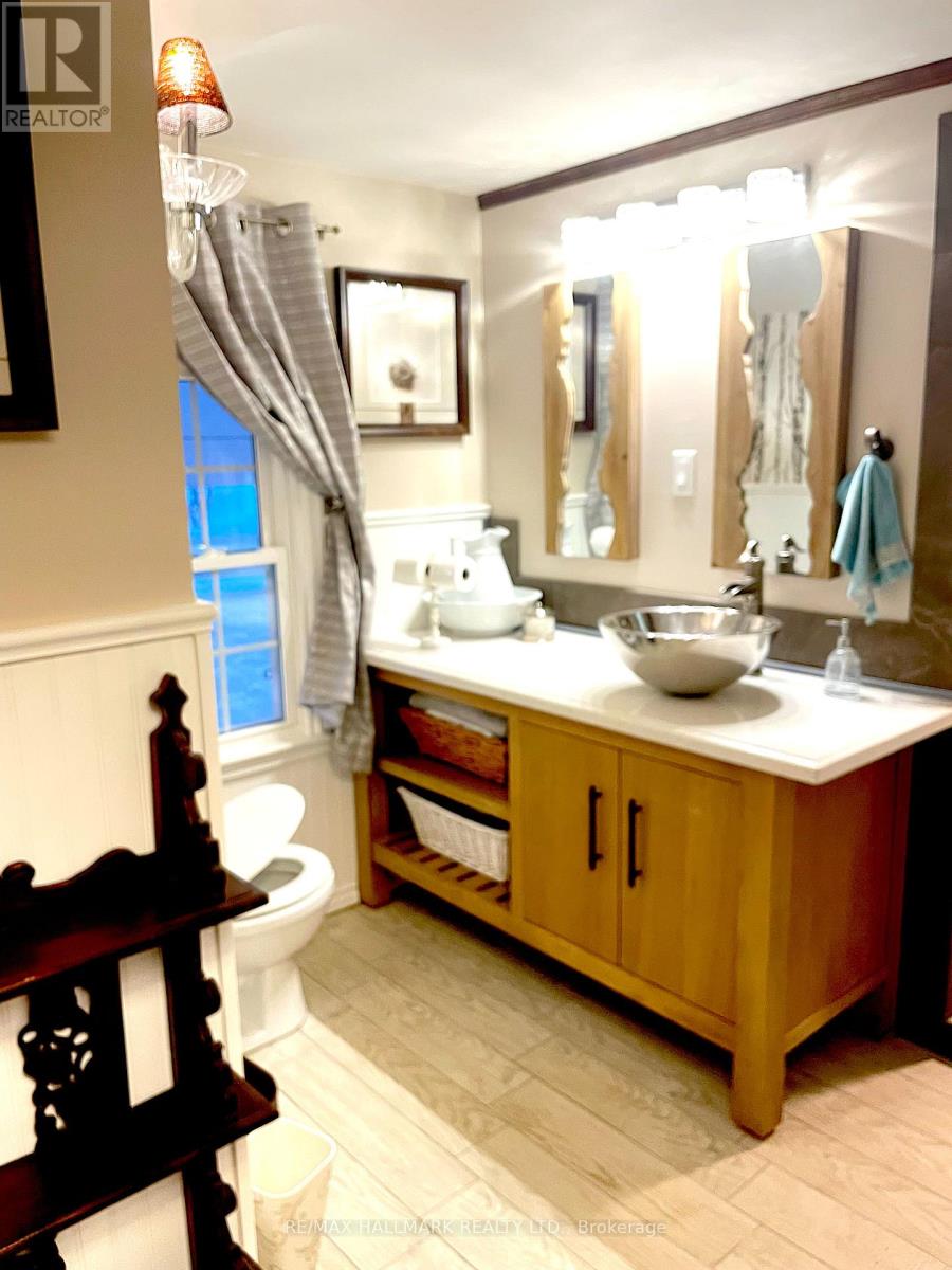 1927 Niagara Parkway, Fort Erie, Ontario  L2A 5M4 - Photo 27 - X12902632