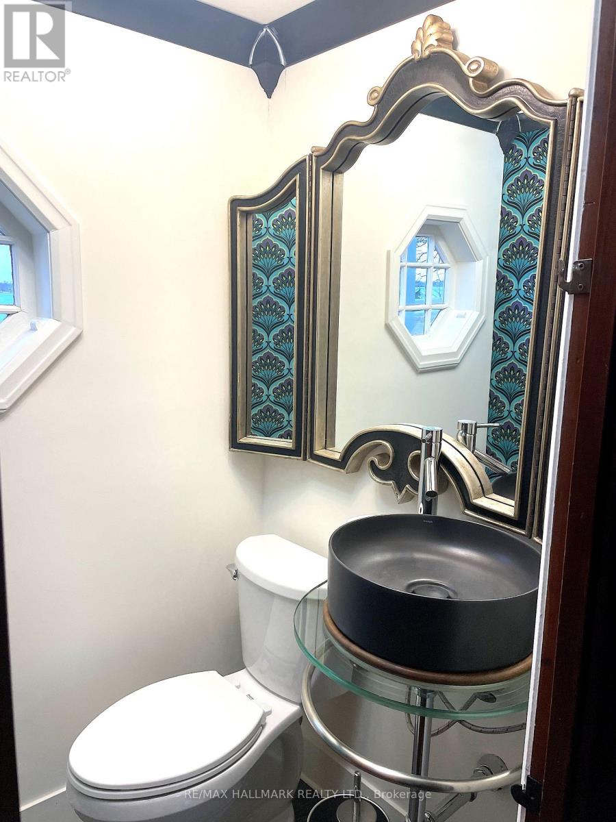 1927 Niagara Parkway, Fort Erie, Ontario  L2A 5M4 - Photo 11 - X12902632