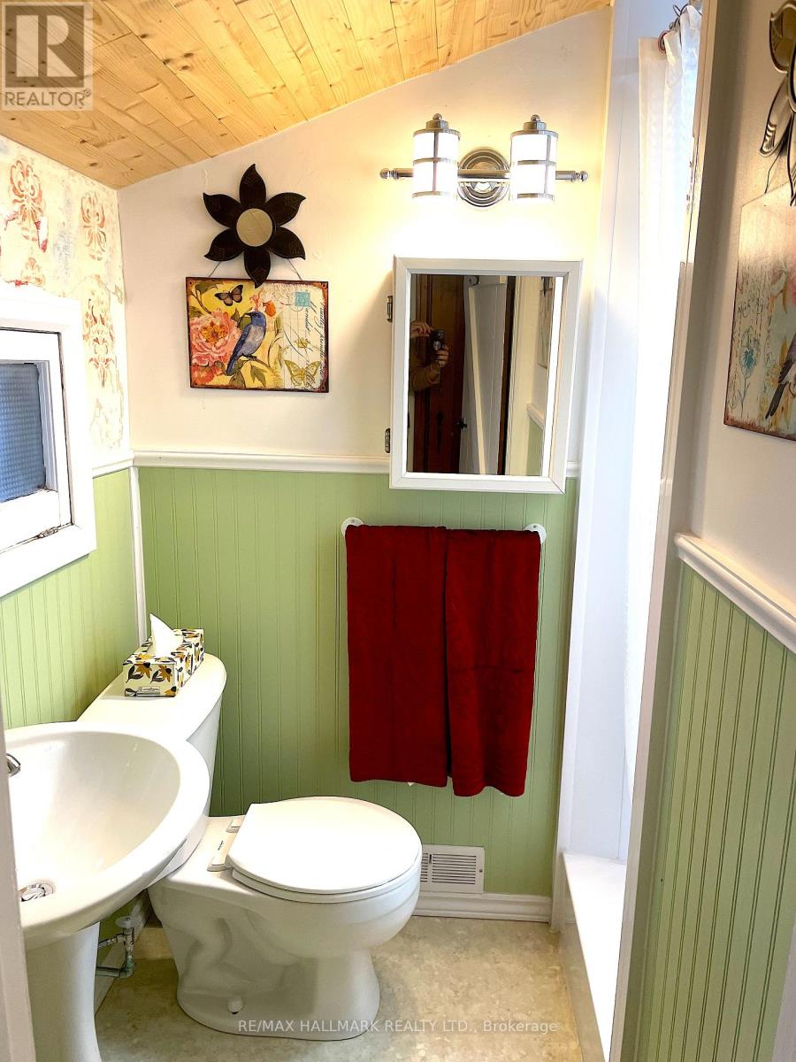 1927 Niagara Parkway, Fort Erie, Ontario  L2A 5M4 - Photo 20 - X12902632