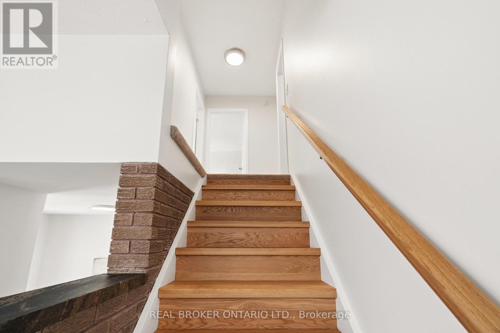 18 Memorial Street, Guelph/eramosa, Ontario  N0B 1P0 - Photo 24 - X12905534