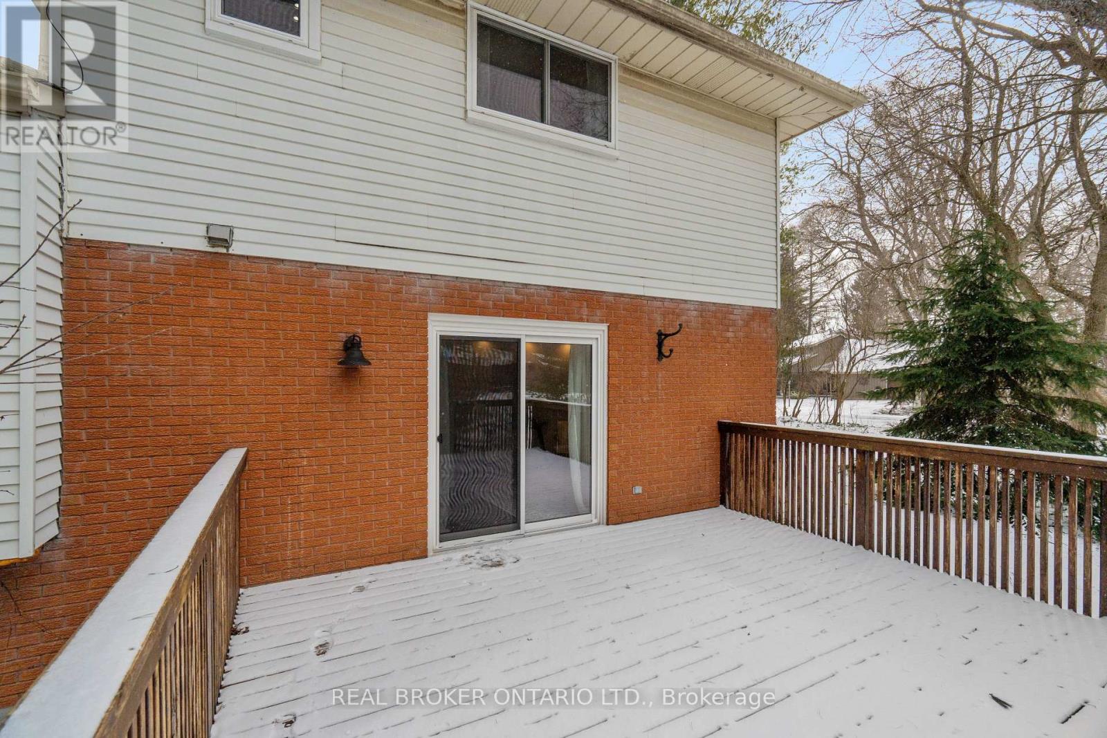 18 Memorial Street, Guelph/eramosa, Ontario  N0B 1P0 - Photo 40 - X12905534