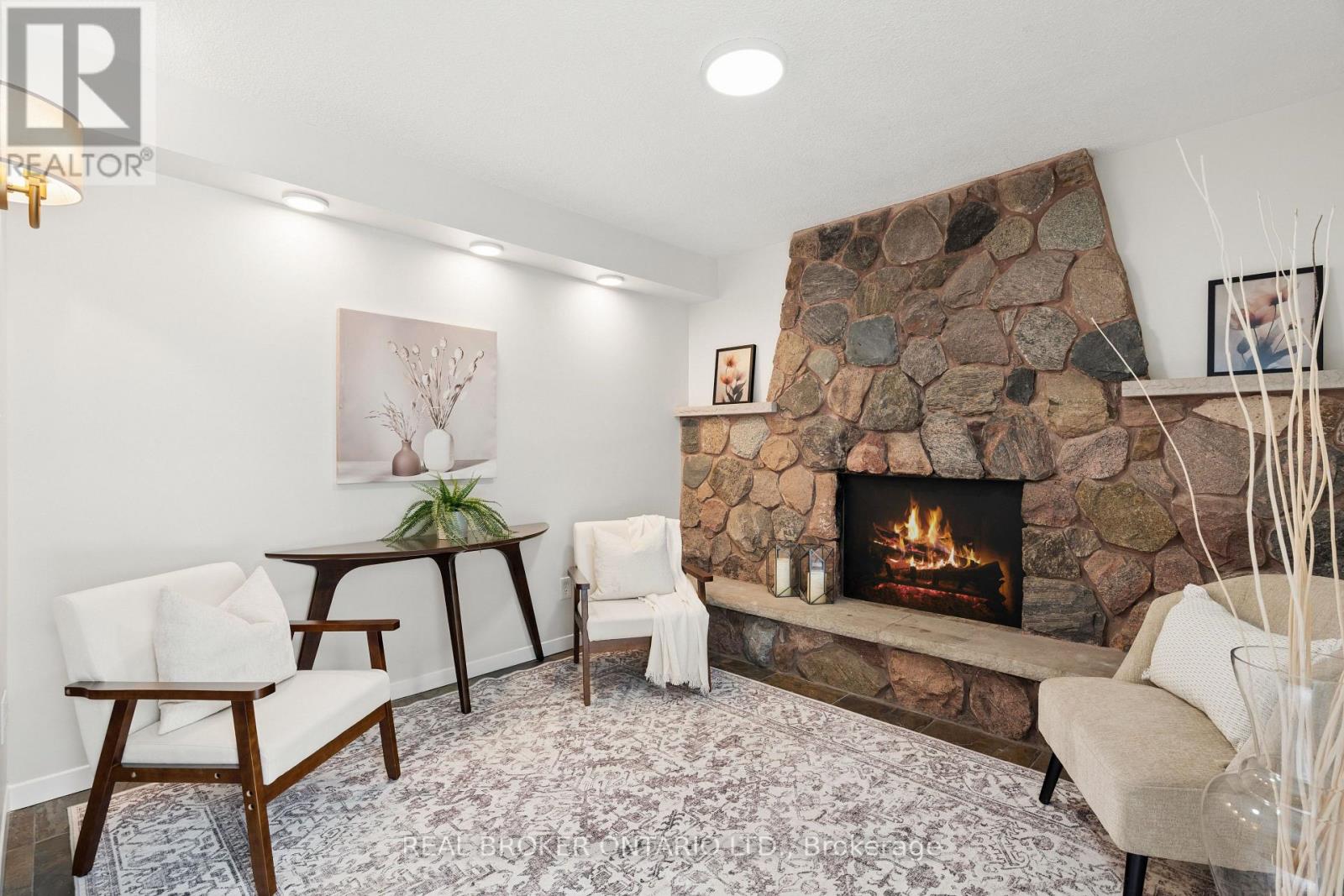 18 Memorial Street, Guelph/eramosa, Ontario  N0B 1P0 - Photo 21 - X12905534