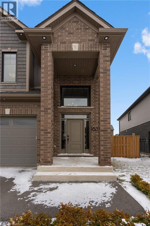153 Susan Drive, Fonthill, Ontario  L3E 0B2 - Photo 4 - 40813692