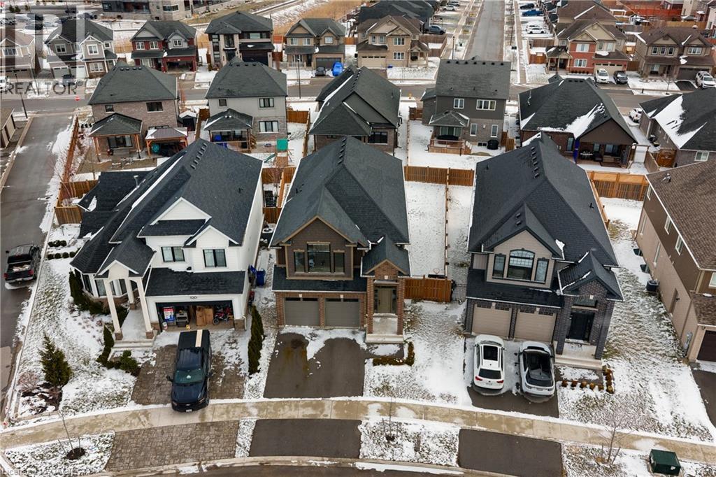 153 Susan Drive, Fonthill, Ontario  L3E 0B2 - Photo 46 - 40813692