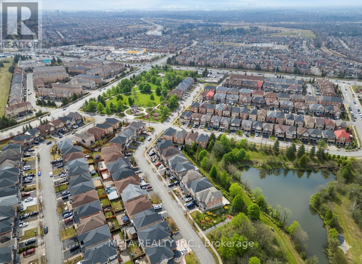 30 Krakow Street, Brampton, Ontario  L6Y 0K7 - Photo 40 - W12906932