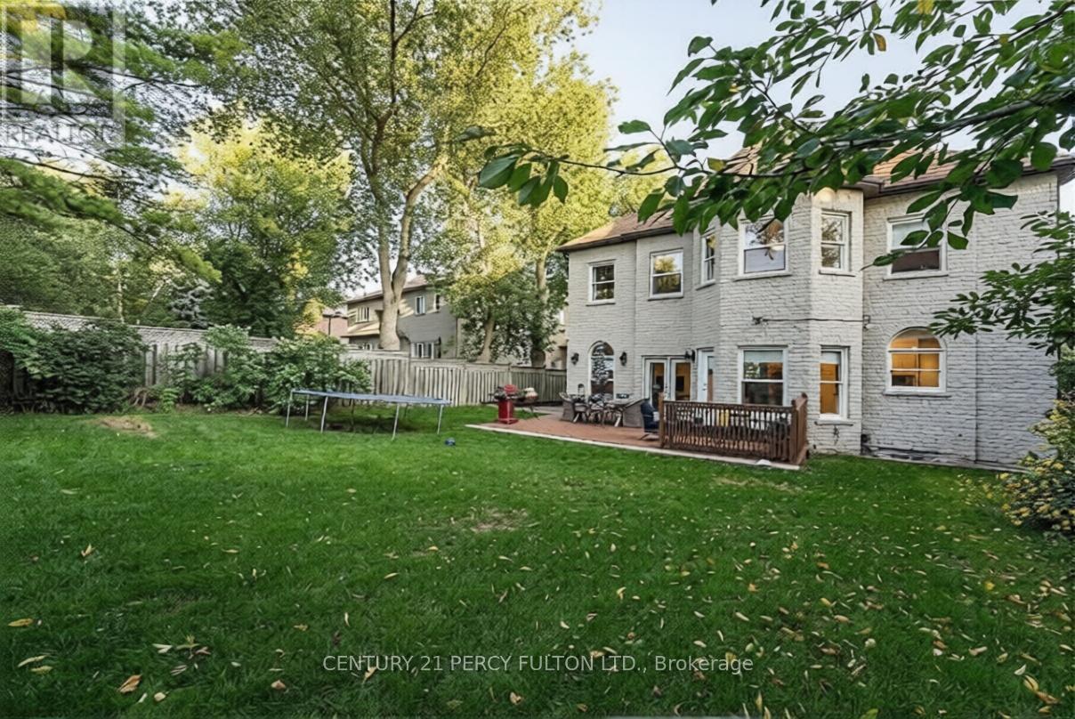 126 Old Surrey Lane, Richmond Hill, Ontario  L4C 8S6 - Photo 50 - N12903688