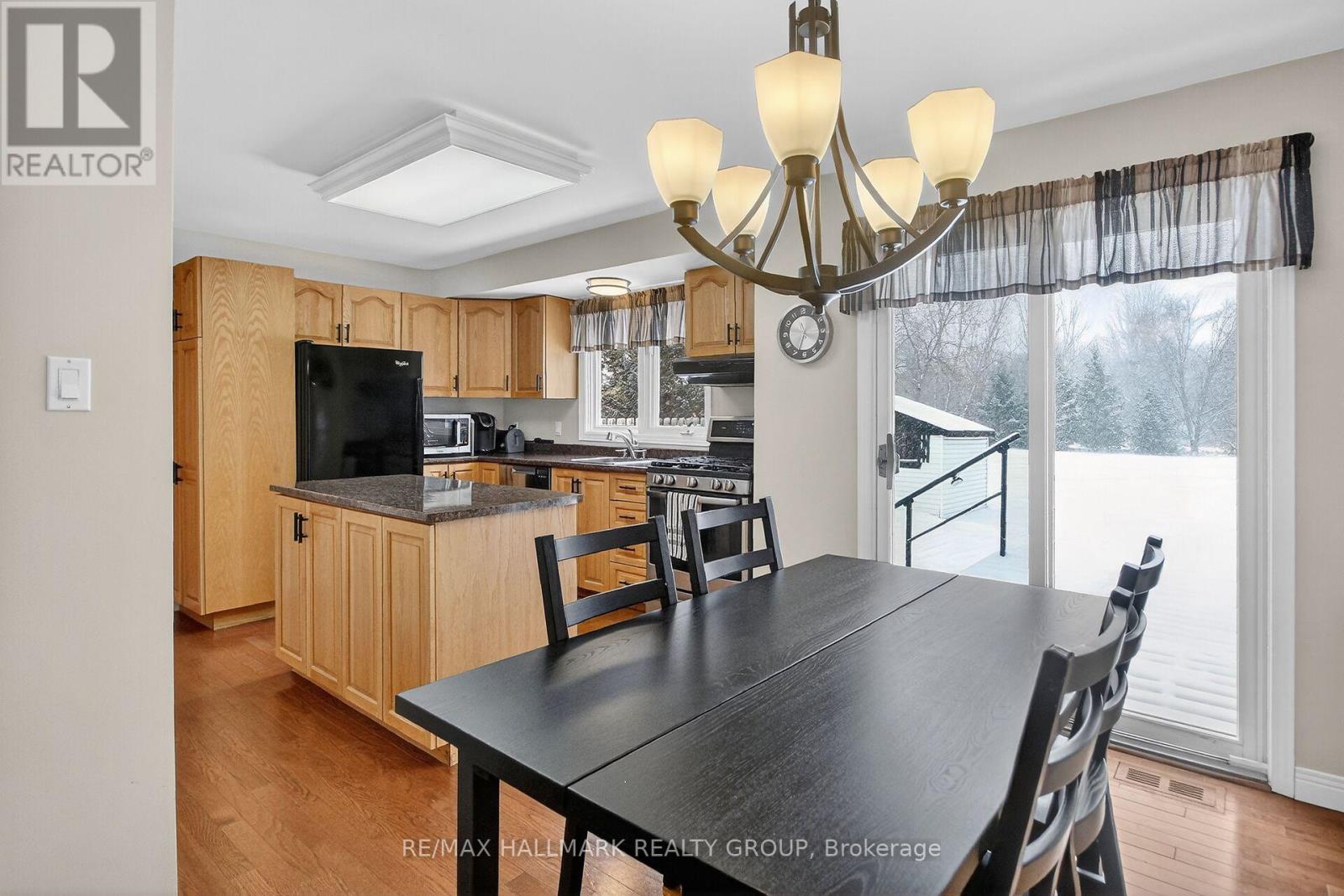 80 Maitland Street, Ottawa, Ontario  K0A 2Z0 - Photo 11 - X12906956