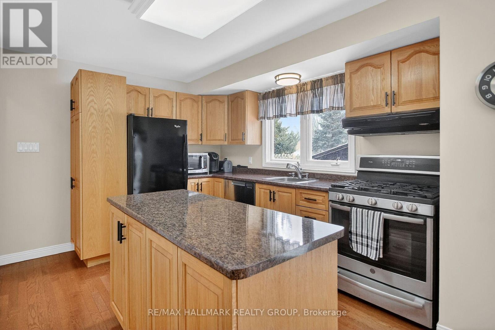 80 Maitland Street, Ottawa, Ontario  K0A 2Z0 - Photo 16 - X12906956