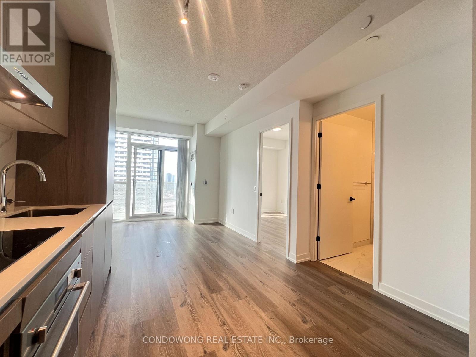 2602 - 28 Interchange Way, Vaughan, Ontario  L4K 0P8 - Photo 5 - N12906958