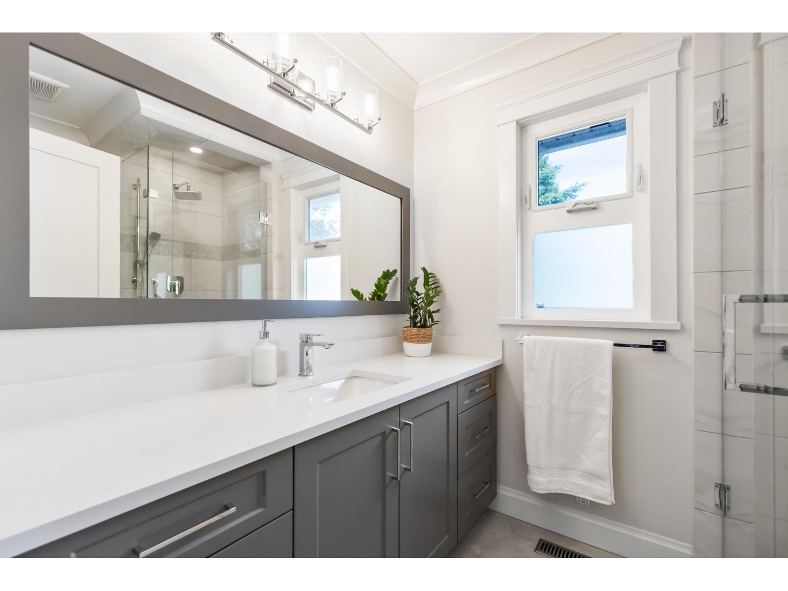 1964 158a Street, Surrey, British Columbia  V4A 8G9 - Photo 16 - R3100687