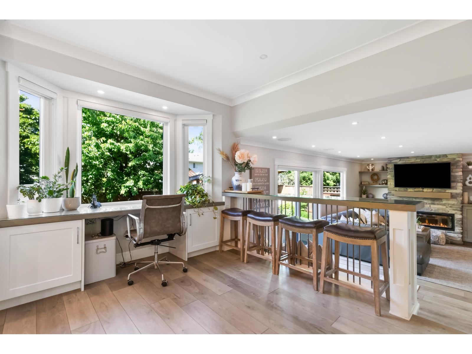 1964 158a Street, Surrey, British Columbia  V4A 8G9 - Photo 6 - R3100687