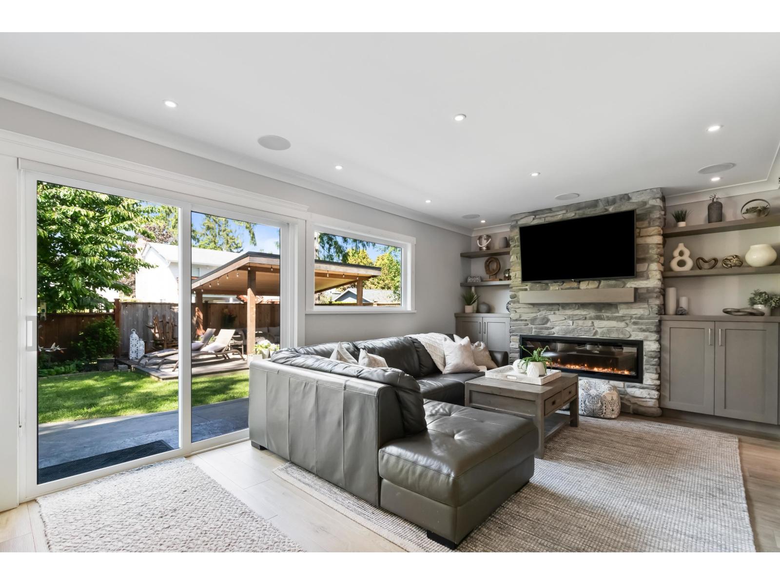 1964 158a Street, Surrey, British Columbia  V4A 8G9 - Photo 7 - R3100687