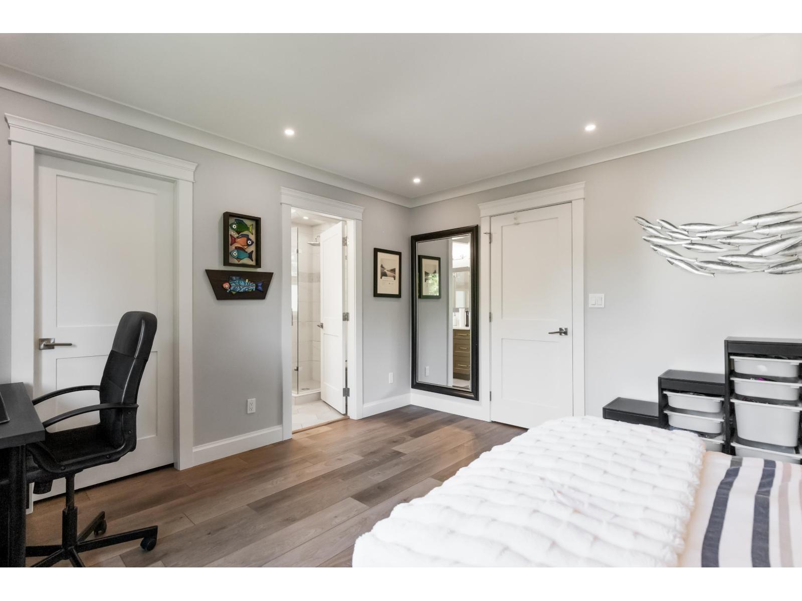 1964 158a Street, Surrey, British Columbia  V4A 8G9 - Photo 15 - R3100687