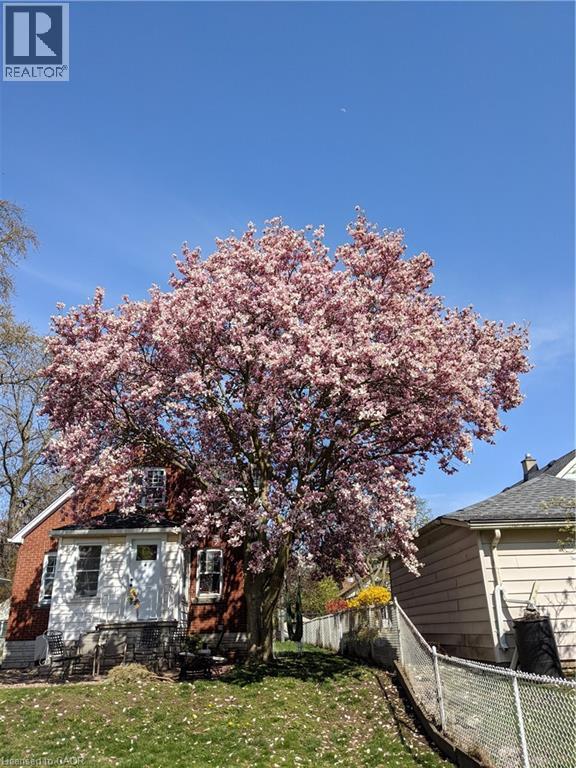 3935 St Peter Avenue, Niagara Falls, Ontario  L2J 2N9 - Photo 33 - 40813693