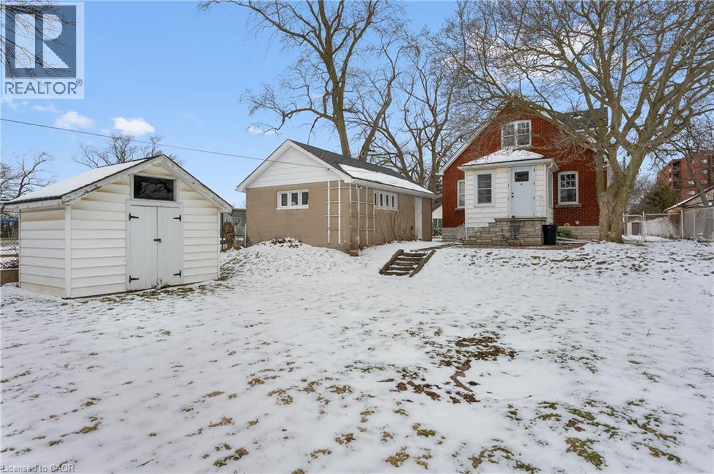 3935 St Peter Avenue, Niagara Falls, Ontario  L2J 2N9 - Photo 34 - 40813693