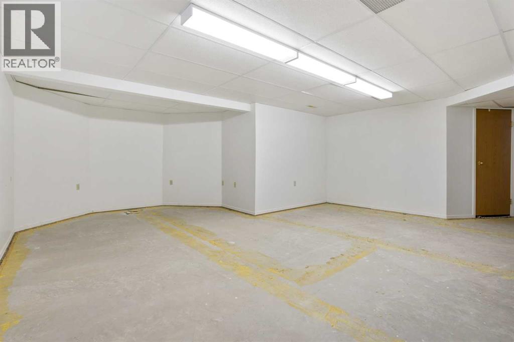 6616 53 Avenue, Camrose, Alberta  T4V 4M1 - Photo 20 - A2293780