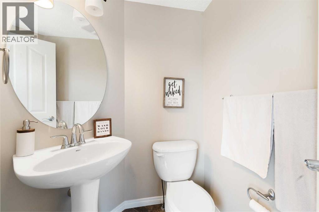 24 New Brighton Court SE, Calgary, Alberta  T2Z 0Y1 - Photo 15 - A2294863